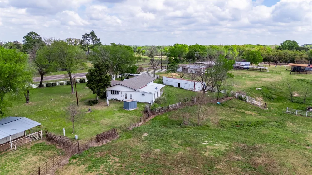 10084 Fm 831 Buffalo, TX 75831