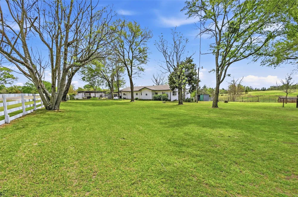 10084 Fm 831 Buffalo, TX 75831