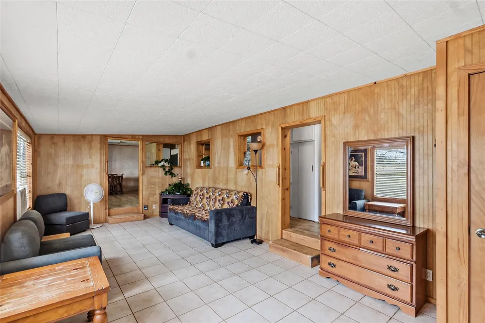 10084 Fm 831 Buffalo, TX 75831