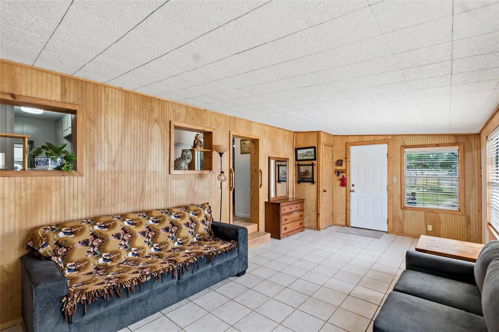 10084 Fm 831 Buffalo, TX 75831