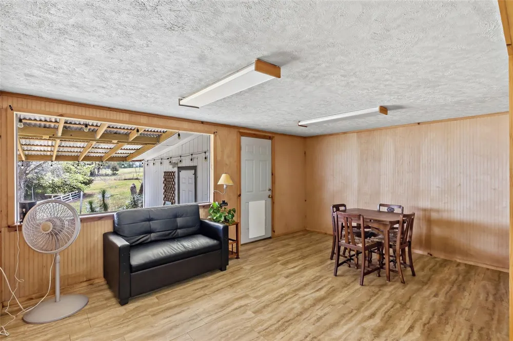 10084 Fm 831 Buffalo, TX 75831