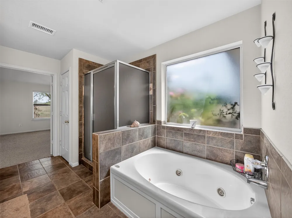 1281 Private Road 7037 Lexington, TX 78947