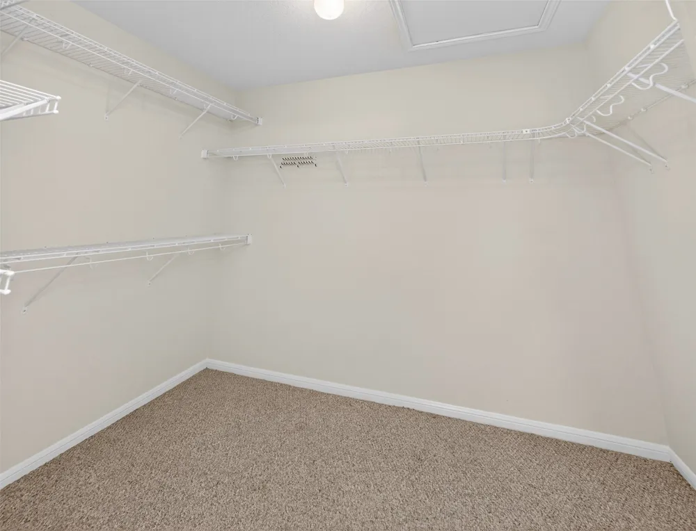 1281 Private Road 7037 Lexington, TX 78947