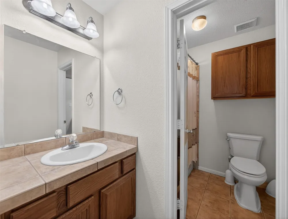 1281 Private Road 7037 Lexington, TX 78947