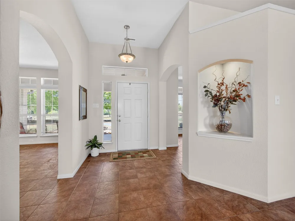 1281 Private Road 7037 Lexington, TX 78947