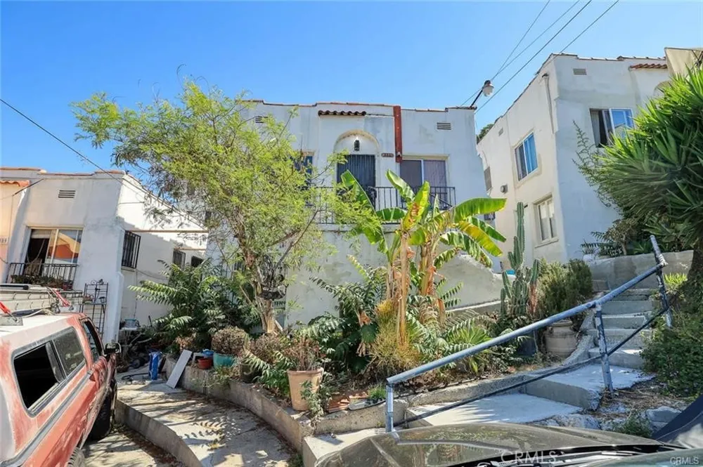 1303 Lilac Terrace Los Angeles, CA 90026