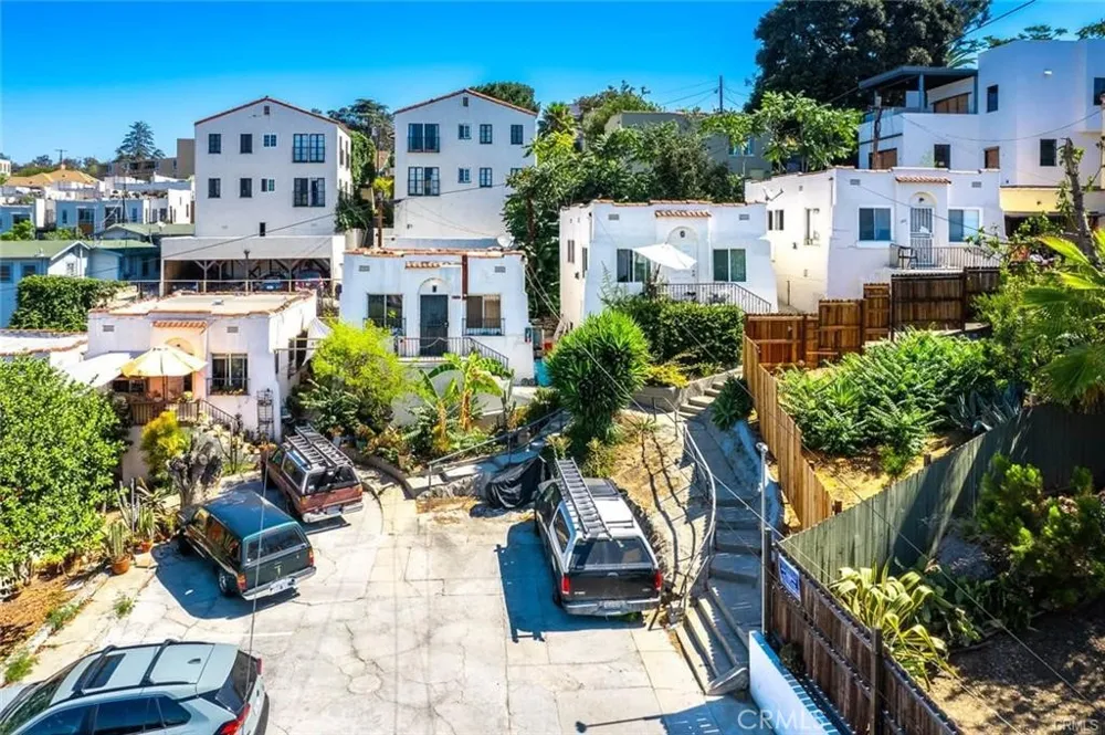 1303 Lilac Terrace Los Angeles, CA 90026