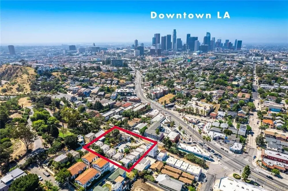 1303 Lilac Terrace Los Angeles, CA 90026