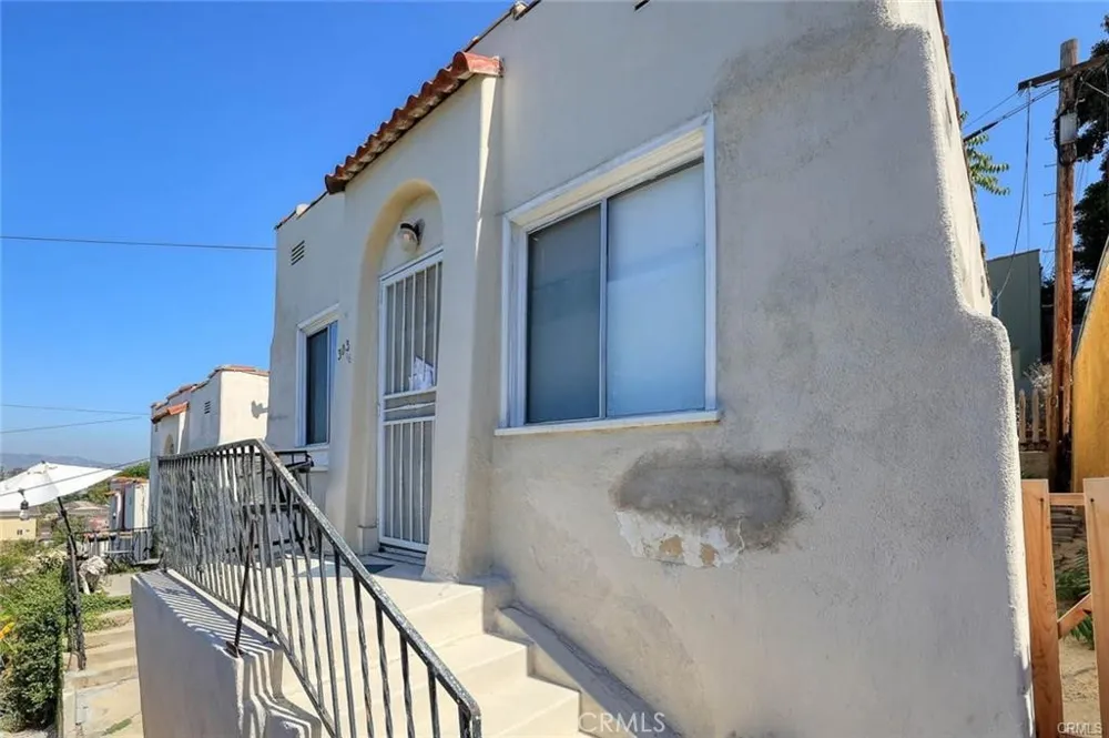 1303 Lilac Terrace Los Angeles, CA 90026