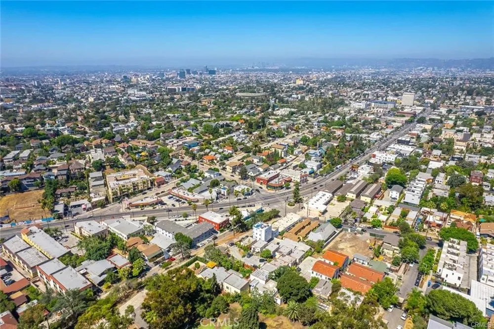 1303 Lilac Terrace Los Angeles, CA 90026