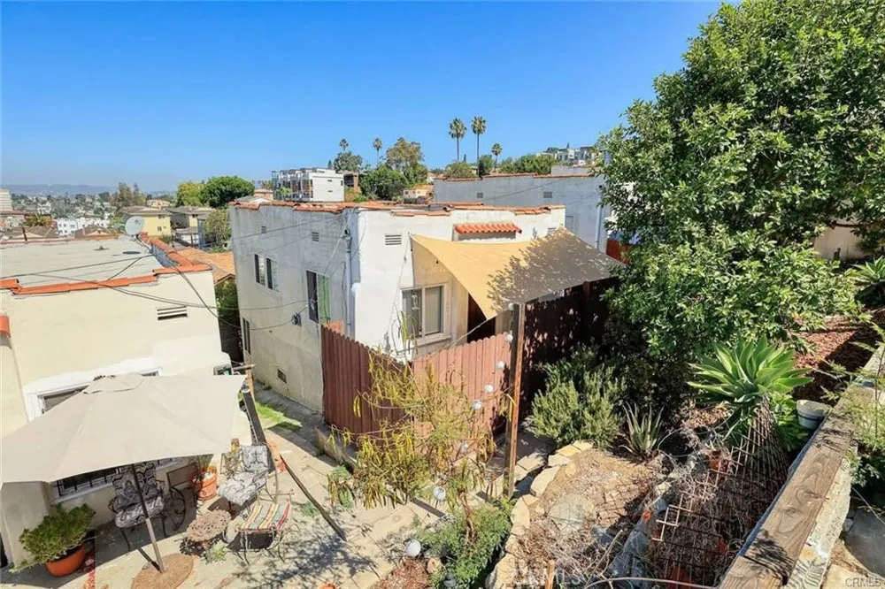 1303 Lilac Terrace Los Angeles, CA 90026