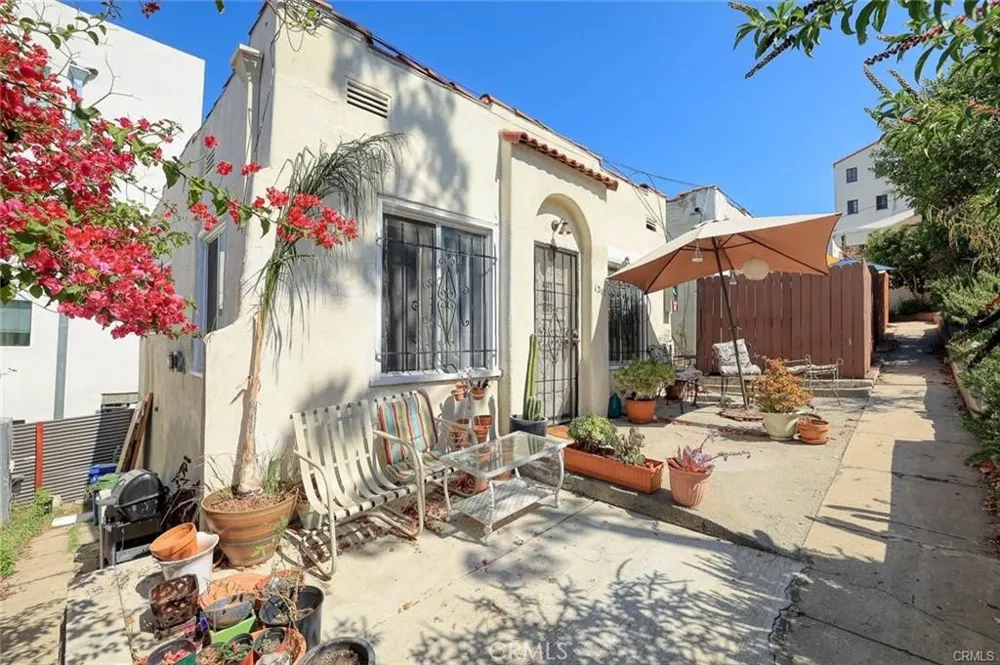 1303 Lilac Terrace Los Angeles, CA 90026