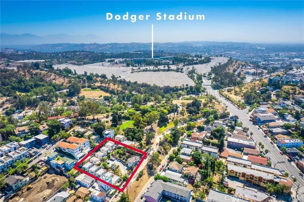 1303 Lilac Terrace Los Angeles, CA 90026