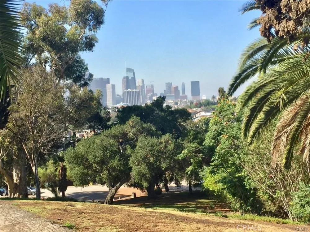 1303 Lilac Terrace Los Angeles, CA 90026