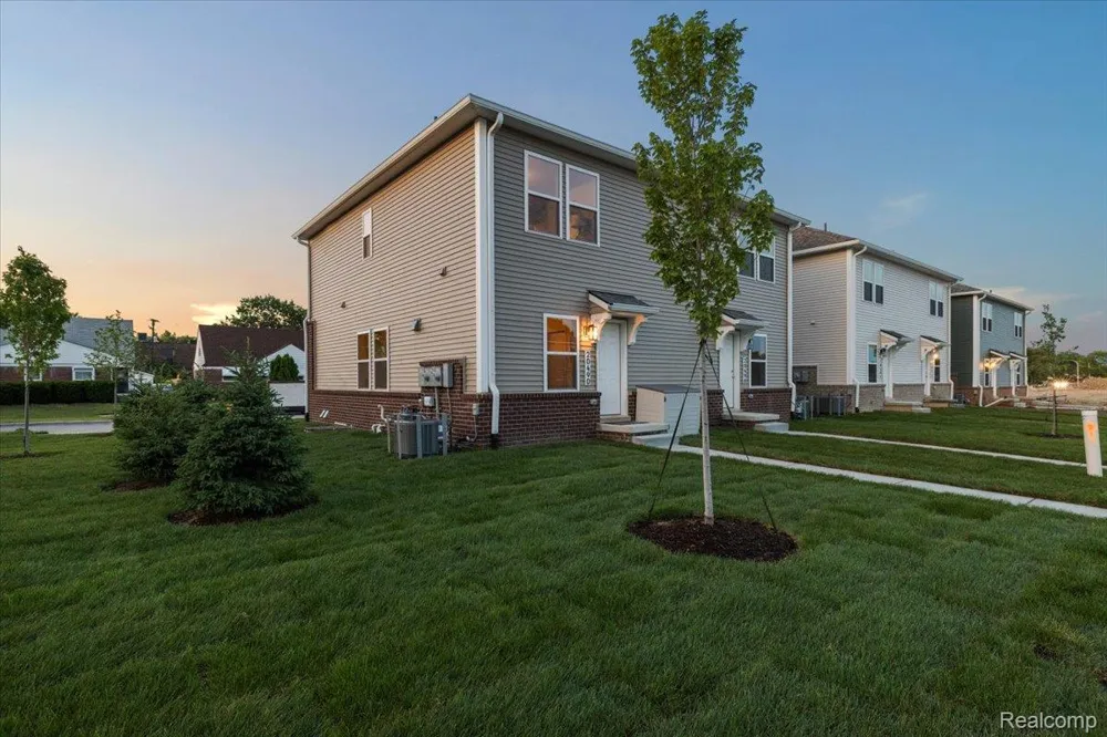 20498 Van Antwerp Street #23 Harper Woods City, MI 48225
