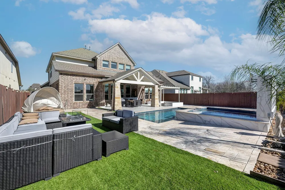 4330 Basin Park Drive Manvel, TX 77578
