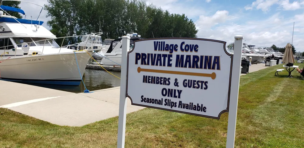910 W Savidge Street #40 Spring Lake, MI 49456