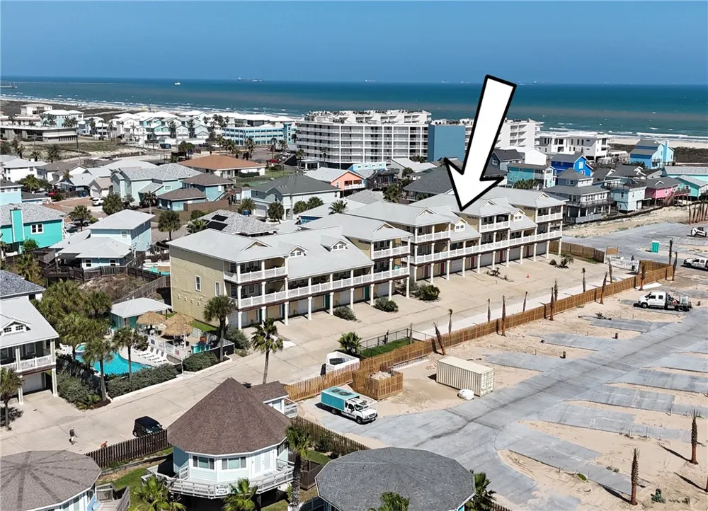 1833 S 11th Street #F2 Port Aransas, TX 78373