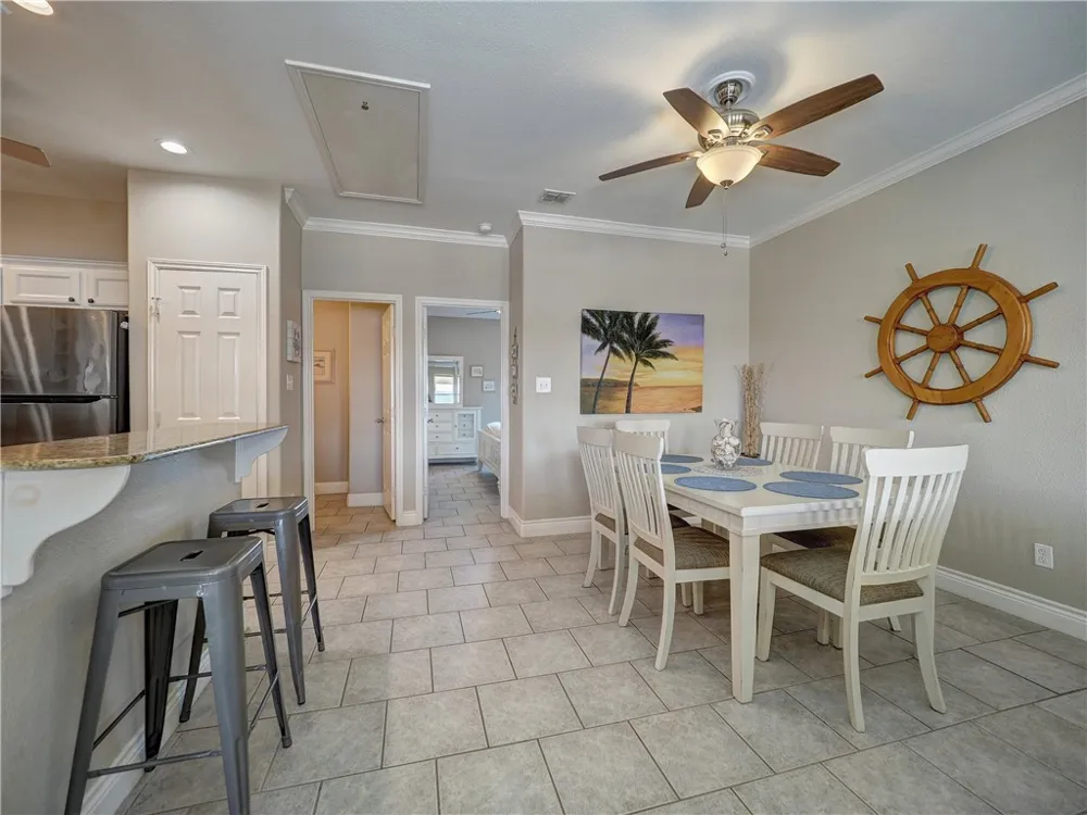 1833 S 11th Street #F2 Port Aransas, TX 78373