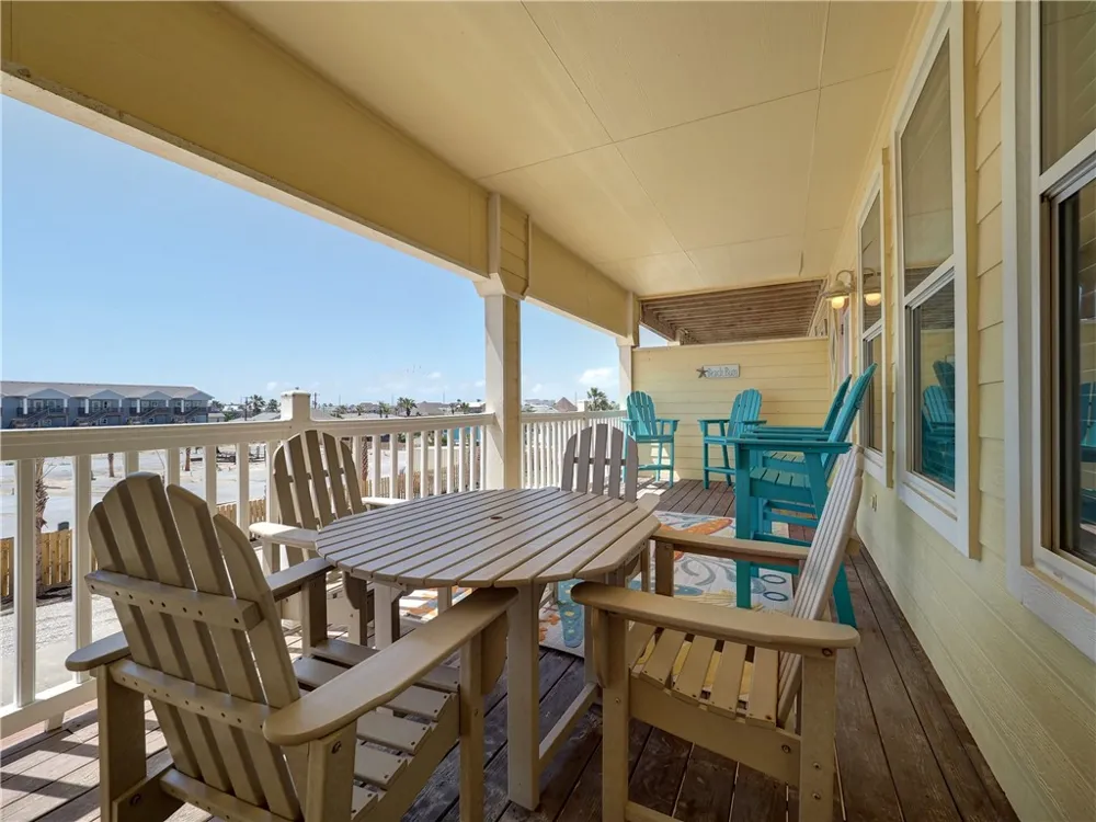 1833 S 11th Street #F2 Port Aransas, TX 78373