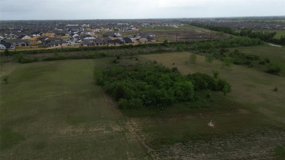 10318 County Road 67 Manvel, TX 77578