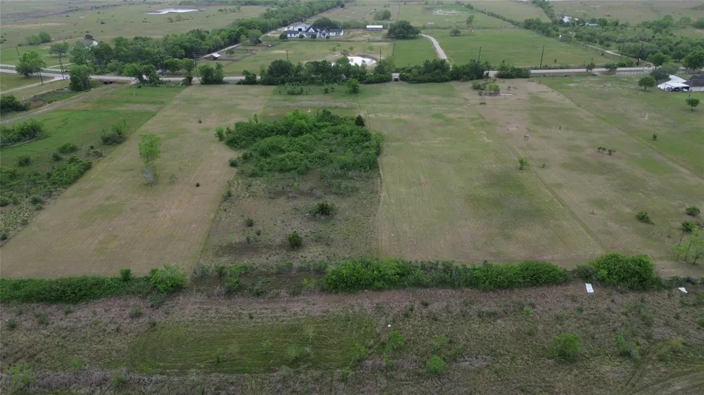 10318 County Road 67 Manvel, TX 77578