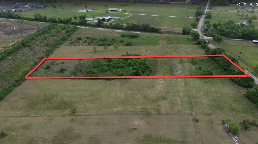 10318 County Road 67 Manvel, TX 77578