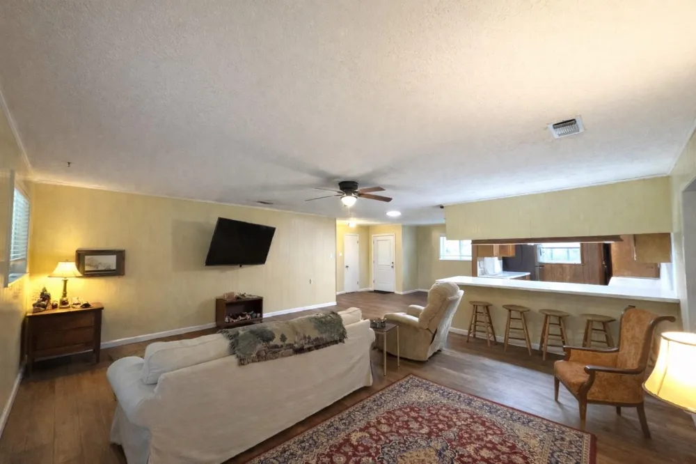 297 County Road 4479 Warren, TX 77664