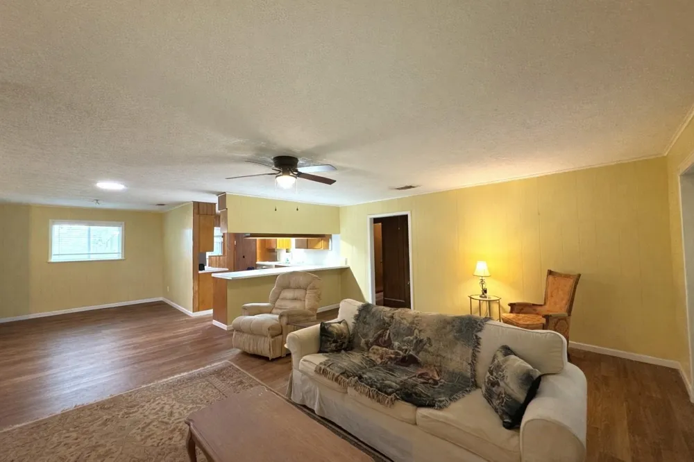 297 County Road 4479 Warren, TX 77664