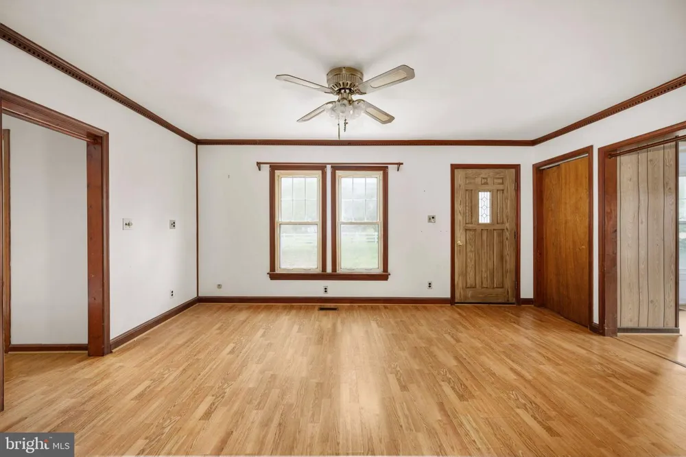 1881 FAIRPORT RD Reedville, VA 22539