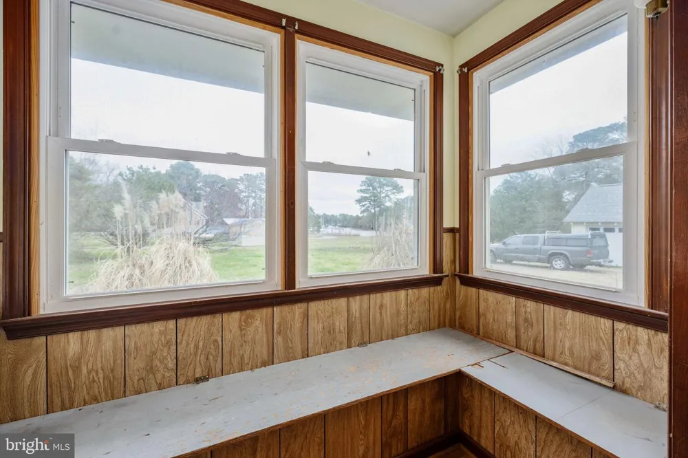 1881 FAIRPORT RD Reedville, VA 22539