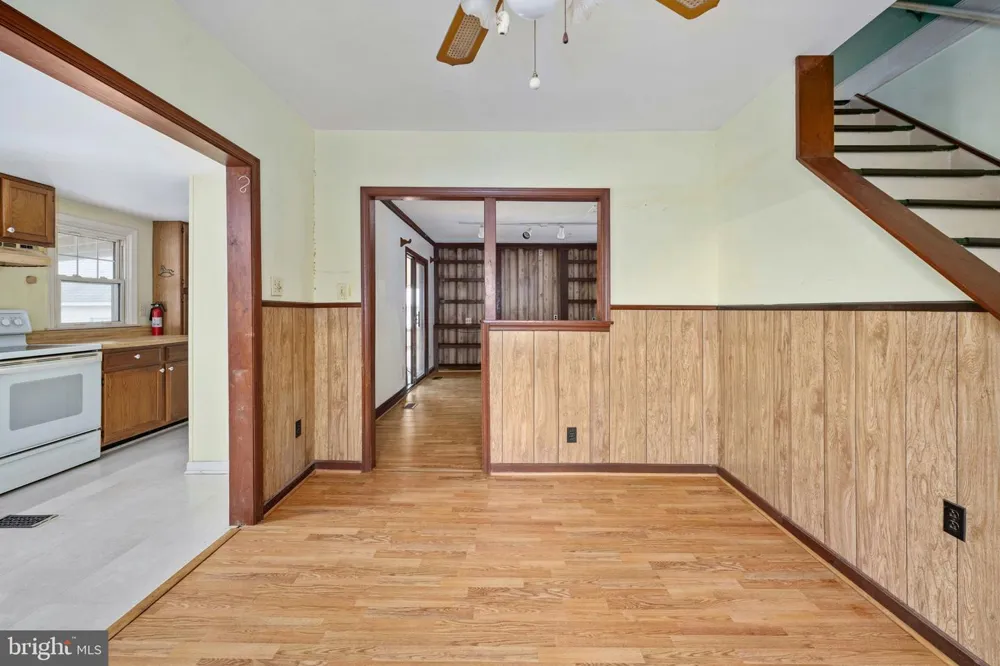 1881 FAIRPORT RD Reedville, VA 22539