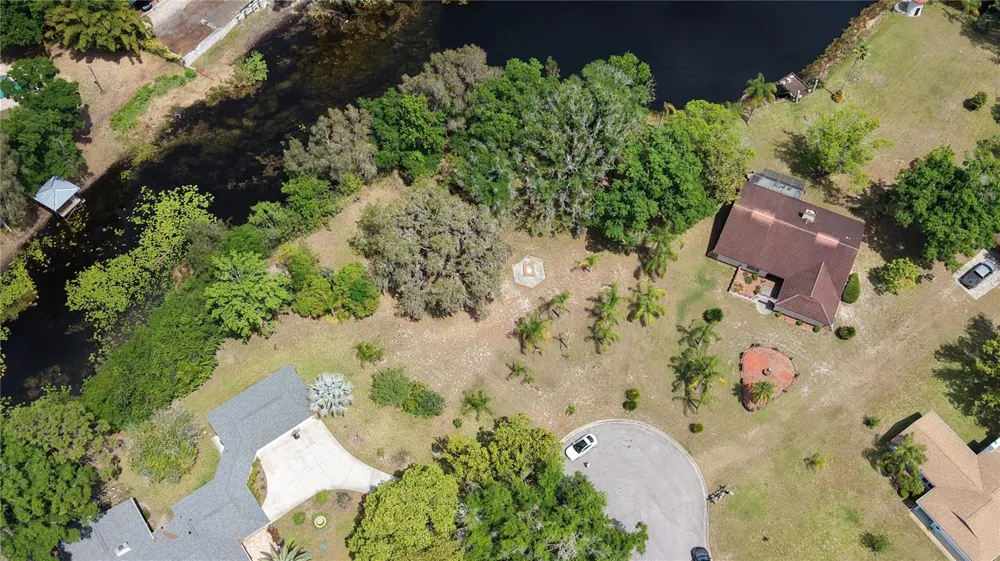 10502 HINDS PLACE Odessa, FL 33556