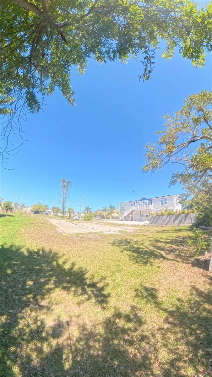 4511 106TH STREET W Bradenton, FL 34210
