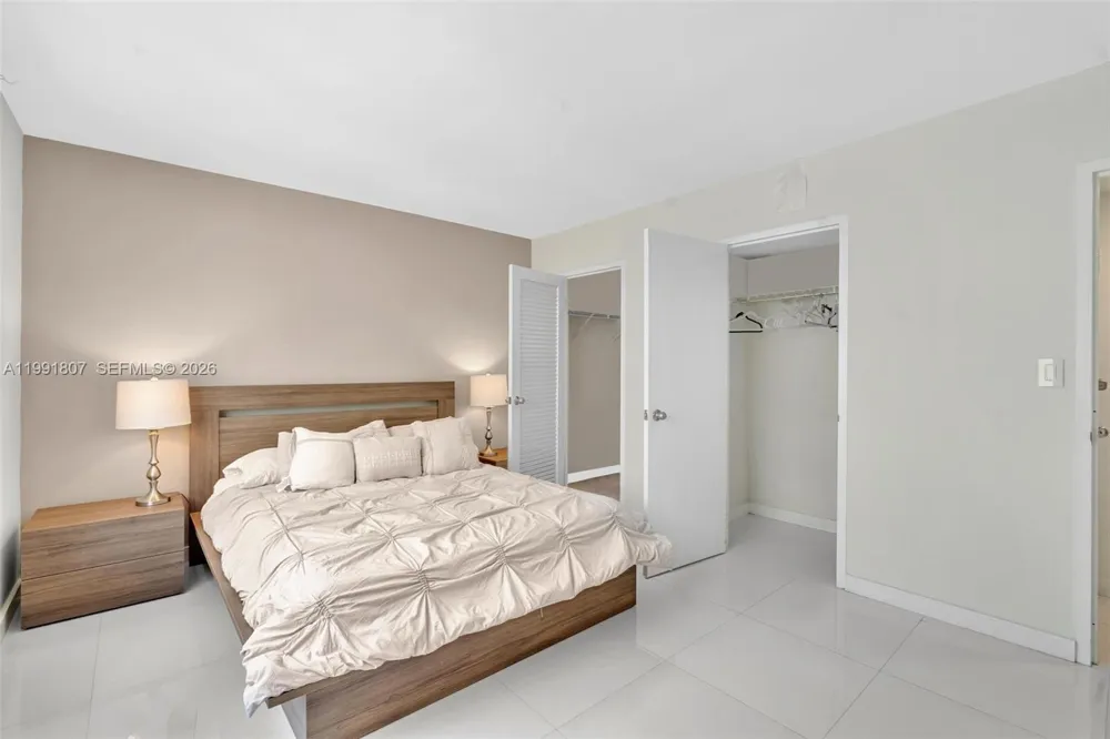 9195 Collins Ave #303 Surfside, FL 33154