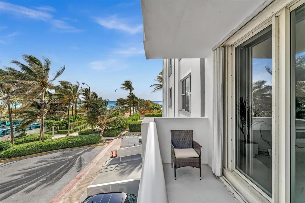 9195 Collins Ave #303 Surfside, FL 33154