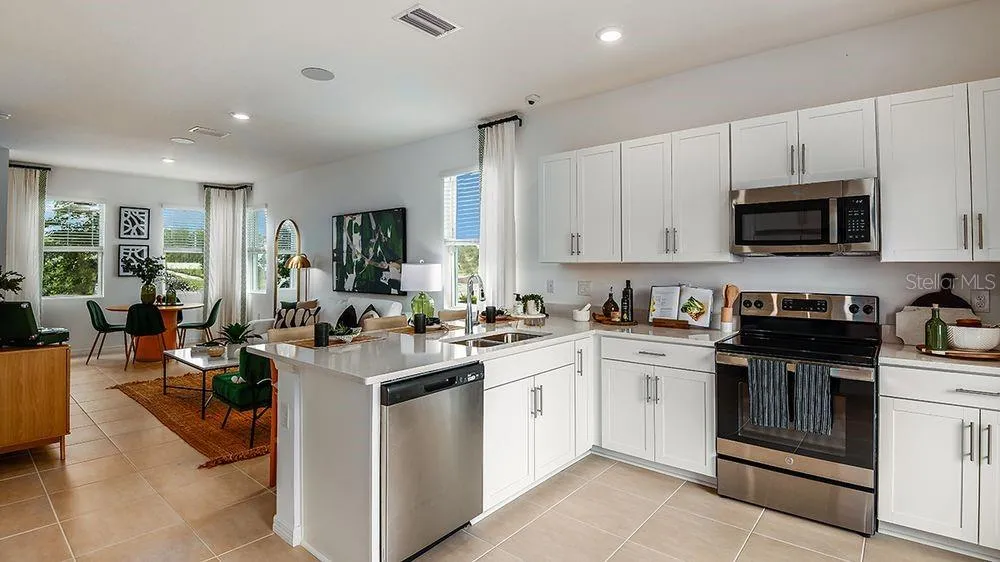 10605 ORBIT TERRACE Sarasota, FL 34241