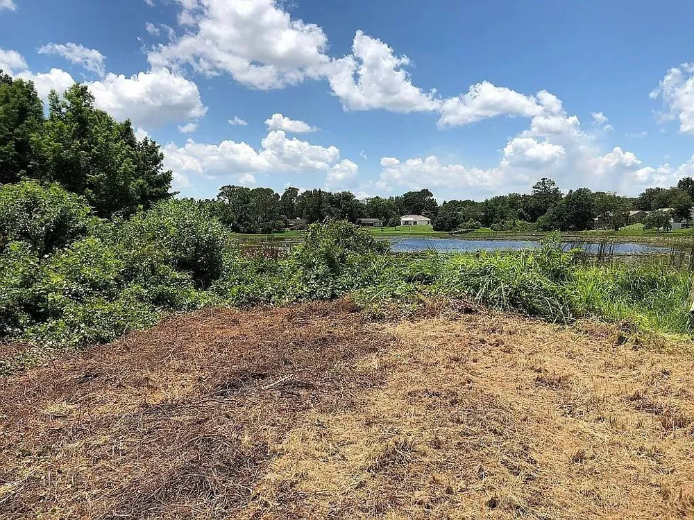 257 LAKE LANE Debary, FL 32713