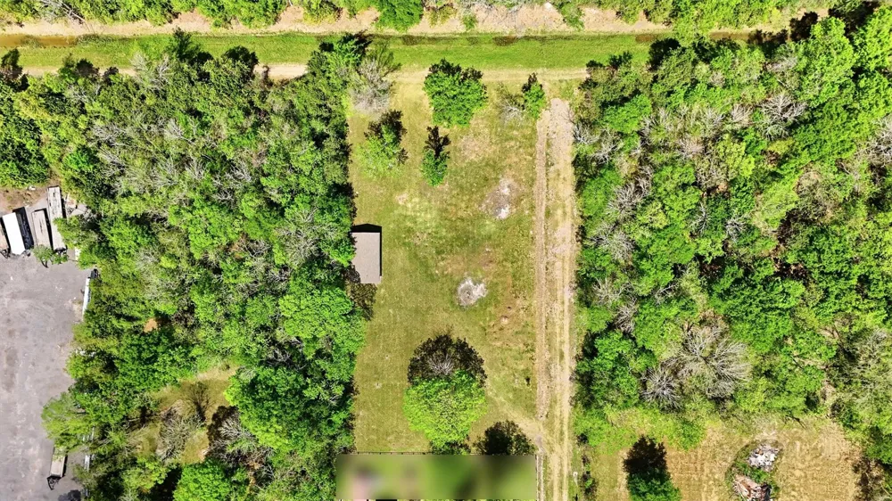 410 Jones Road Highlands, TX 77562