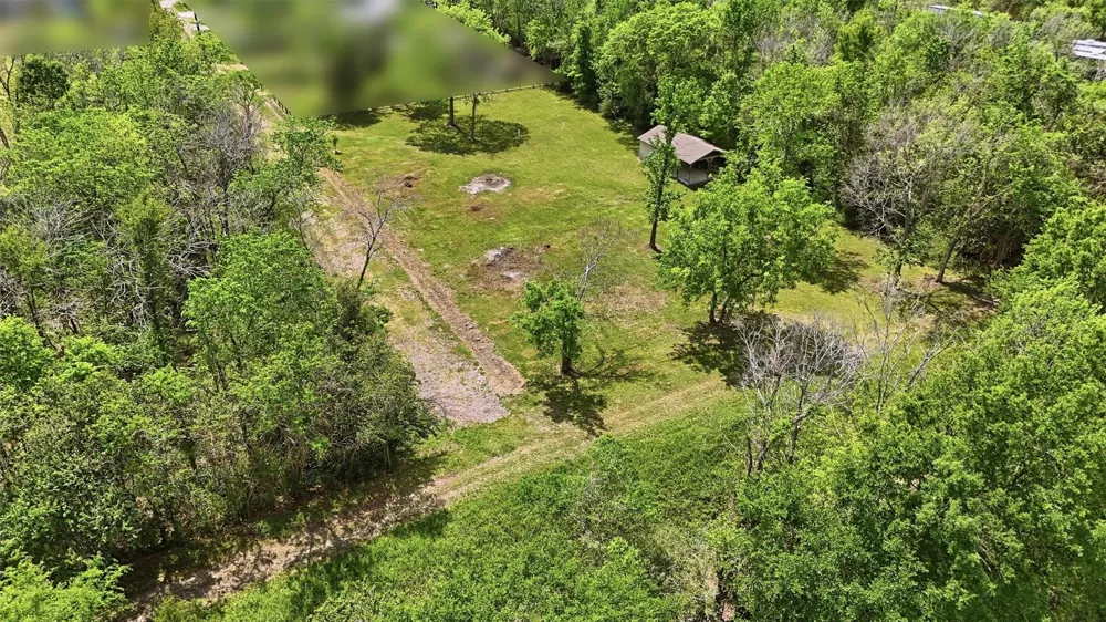 410 Jones Road Highlands, TX 77562