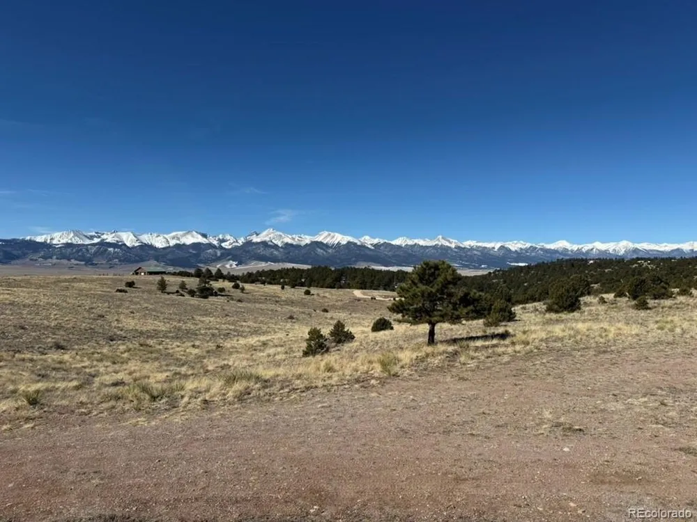 228 Navajo Path Westcliffe, CO 81252