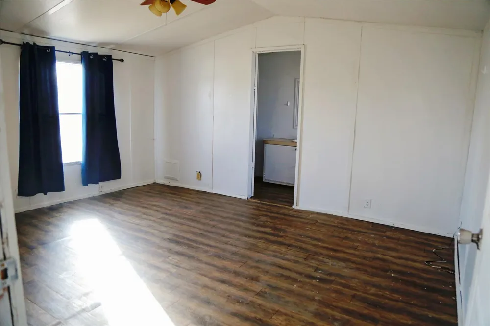 6409 County Road 1630 Shallowater, TX 79363