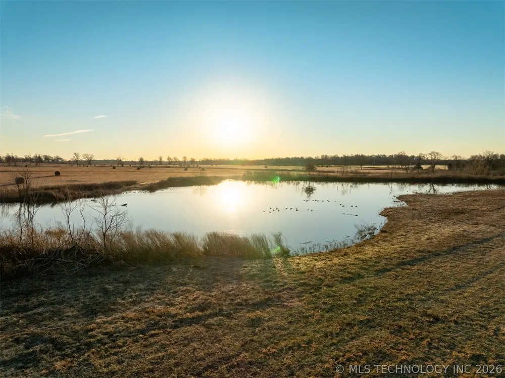 220 E 220 ROAD Afton, OK 74331