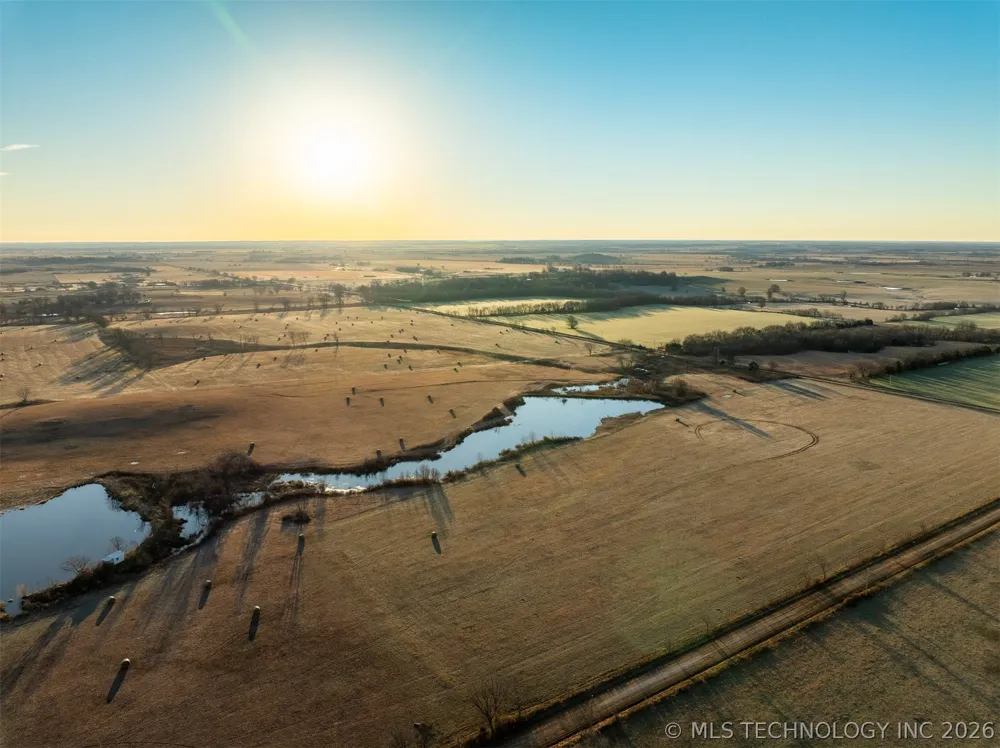 220 E 220 ROAD Afton, OK 74331
