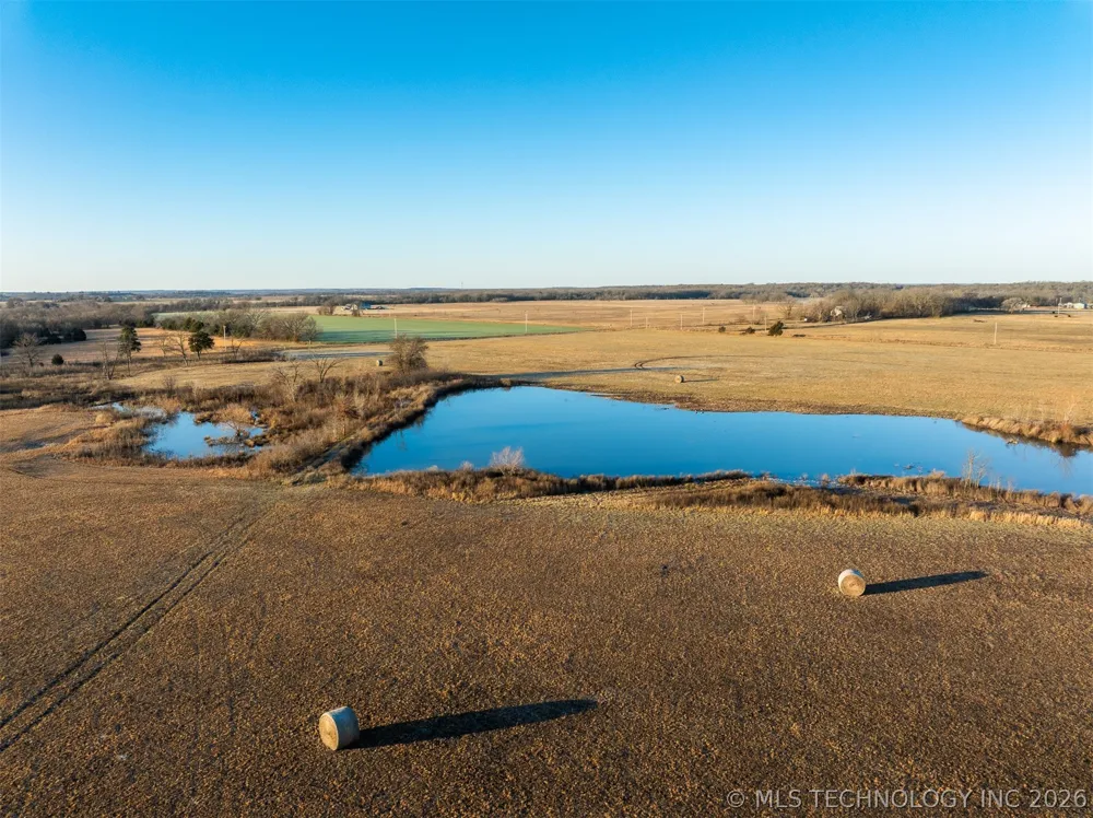 220 E 220 ROAD Afton, OK 74331