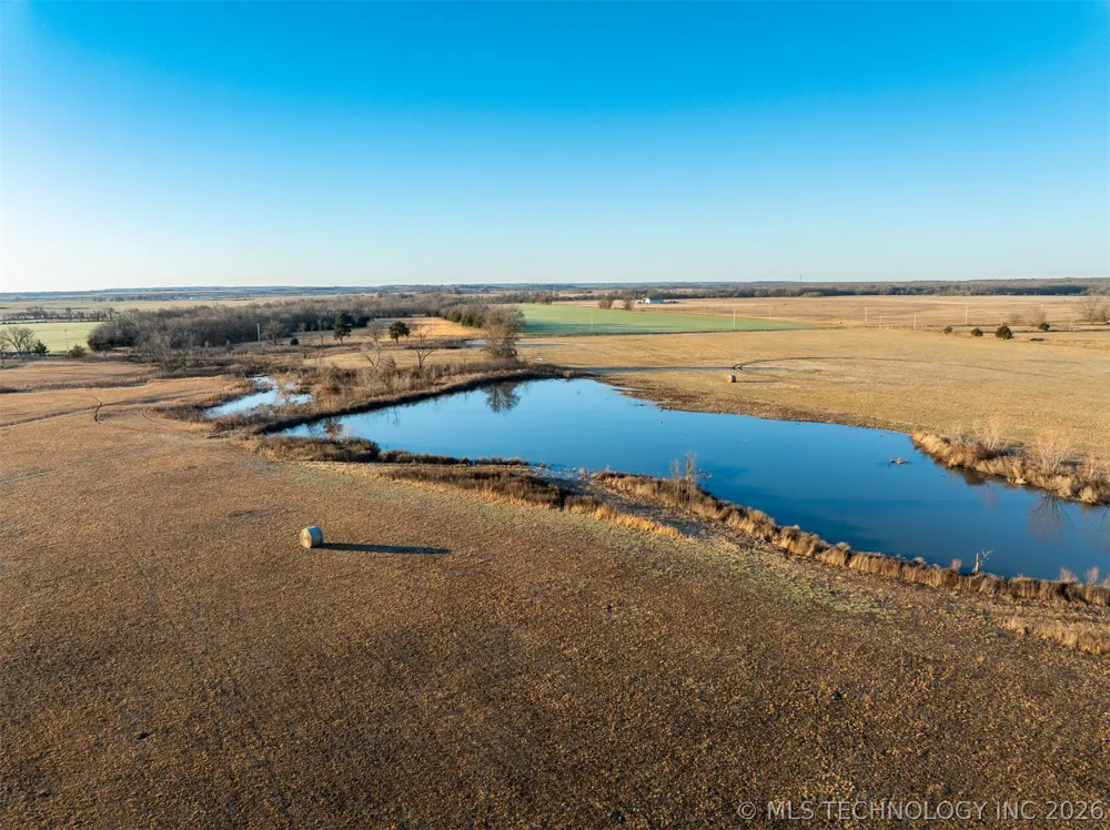 220 E 220 ROAD Afton, OK 74331