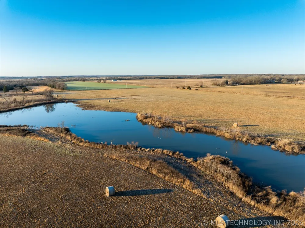 220 E 220 ROAD Afton, OK 74331