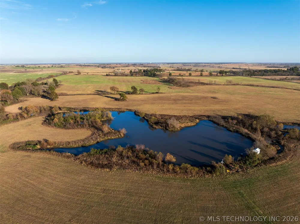 220 E 220 ROAD Afton, OK 74331