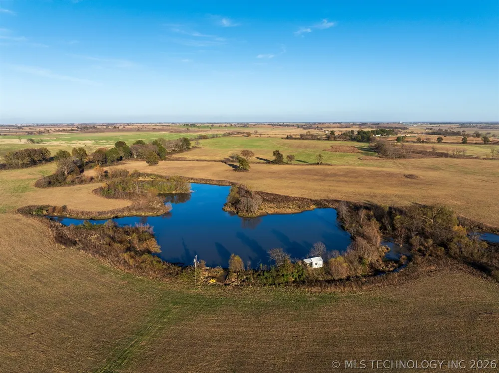 220 E 220 ROAD Afton, OK 74331