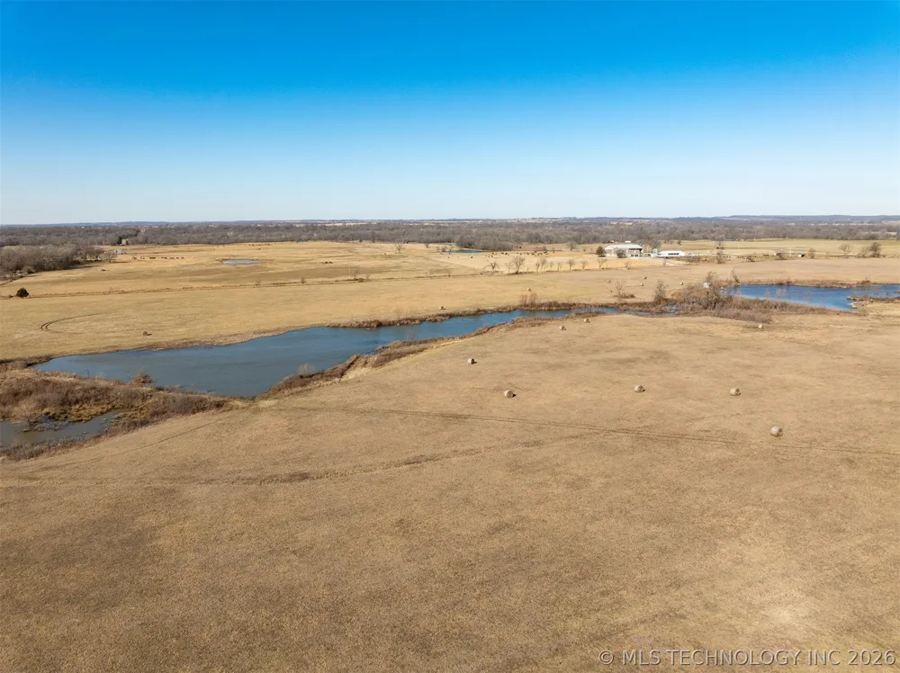 220 E 220 ROAD Afton, OK 74331